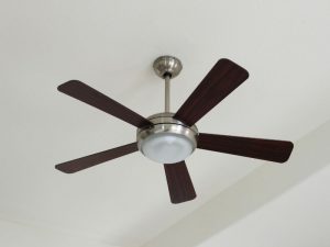 Image of a ceiling fan with 5 blades